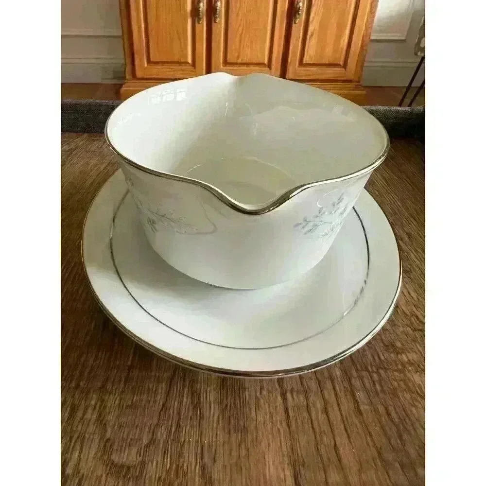 Noritake Carolyn 2693 | Gravy Bowl | Contemporary Fine China | Vintage